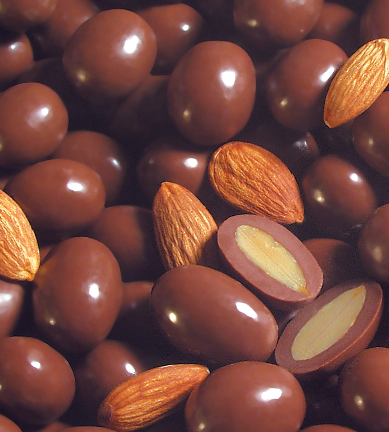 almonds-full-1